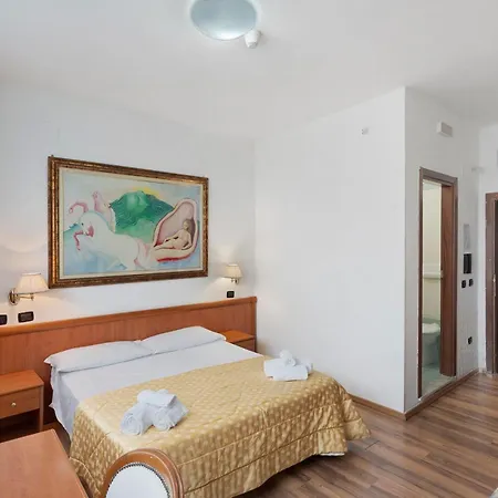 Aparthotel H Pompeii Ruiins 3*