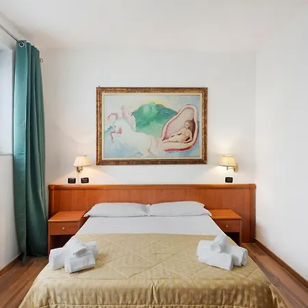 H Pompeii Ruiins 3* Torre Annunziata